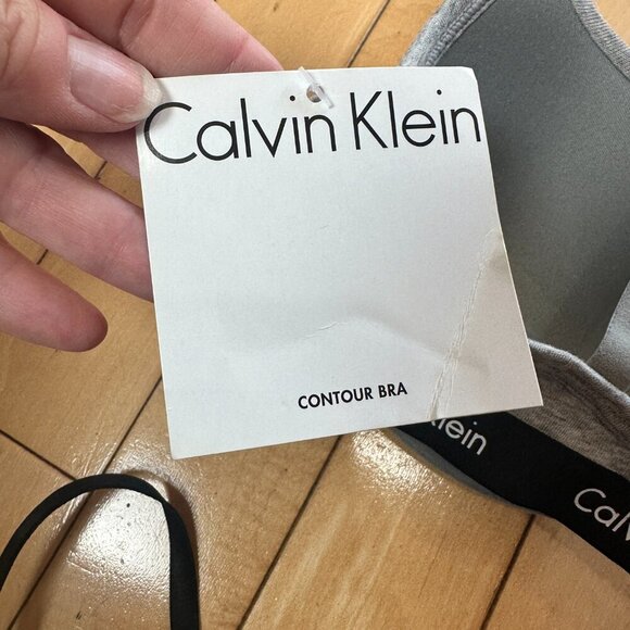 NWT CALVIN KLEIN Padded Grey Knit Bra Size 34B + Free Black Bra Size Small - Picture 8 of 9